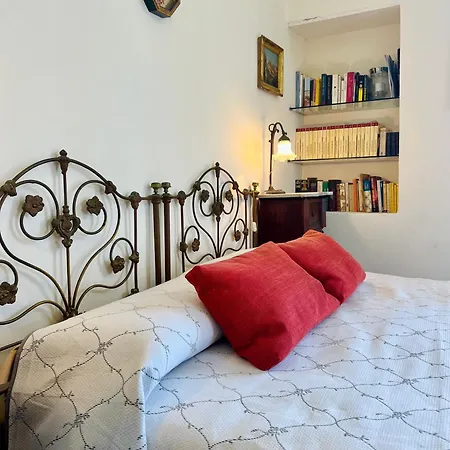Lodato Apartment *