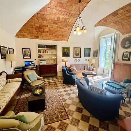 Lodato דירה Capo dʼOrlando